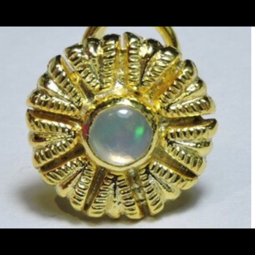 🌕🎁🛍️❄️24 Karat Gold Genuine Opal Snowflake Afghan Handcrafted Stud - Picture 2 of 4